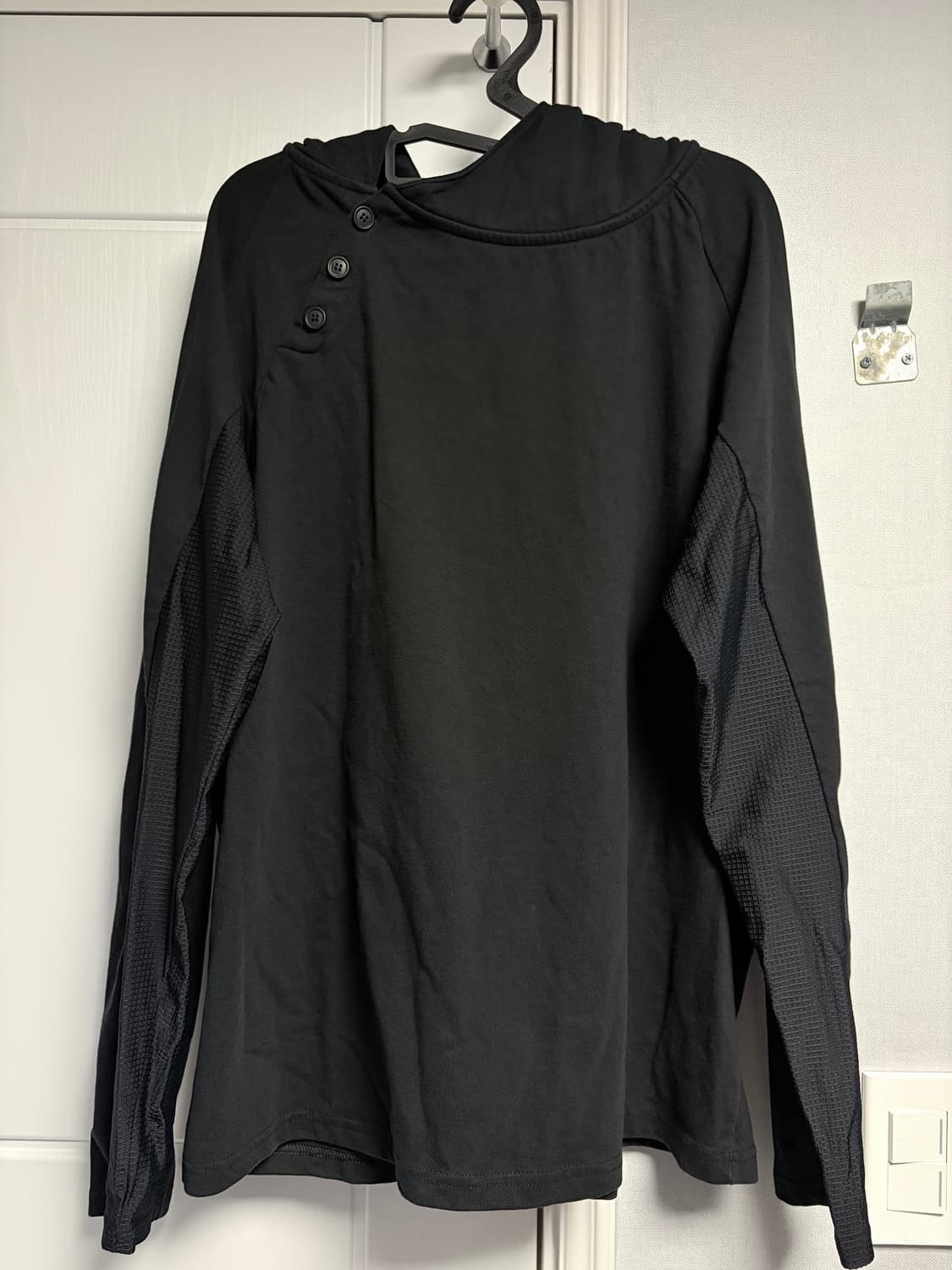 이그노타 후디 버튼 티셔츠 BK M 상품이미지1