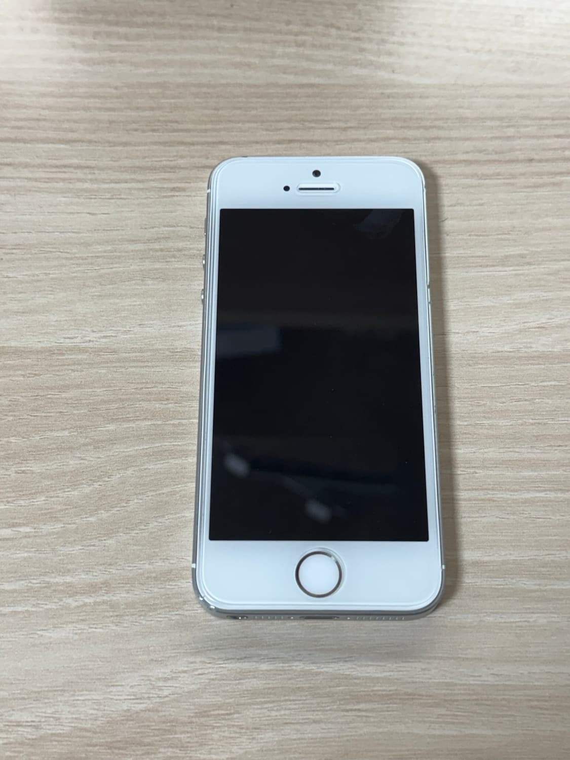 아이폰 se 32GB 실버 상품이미지2