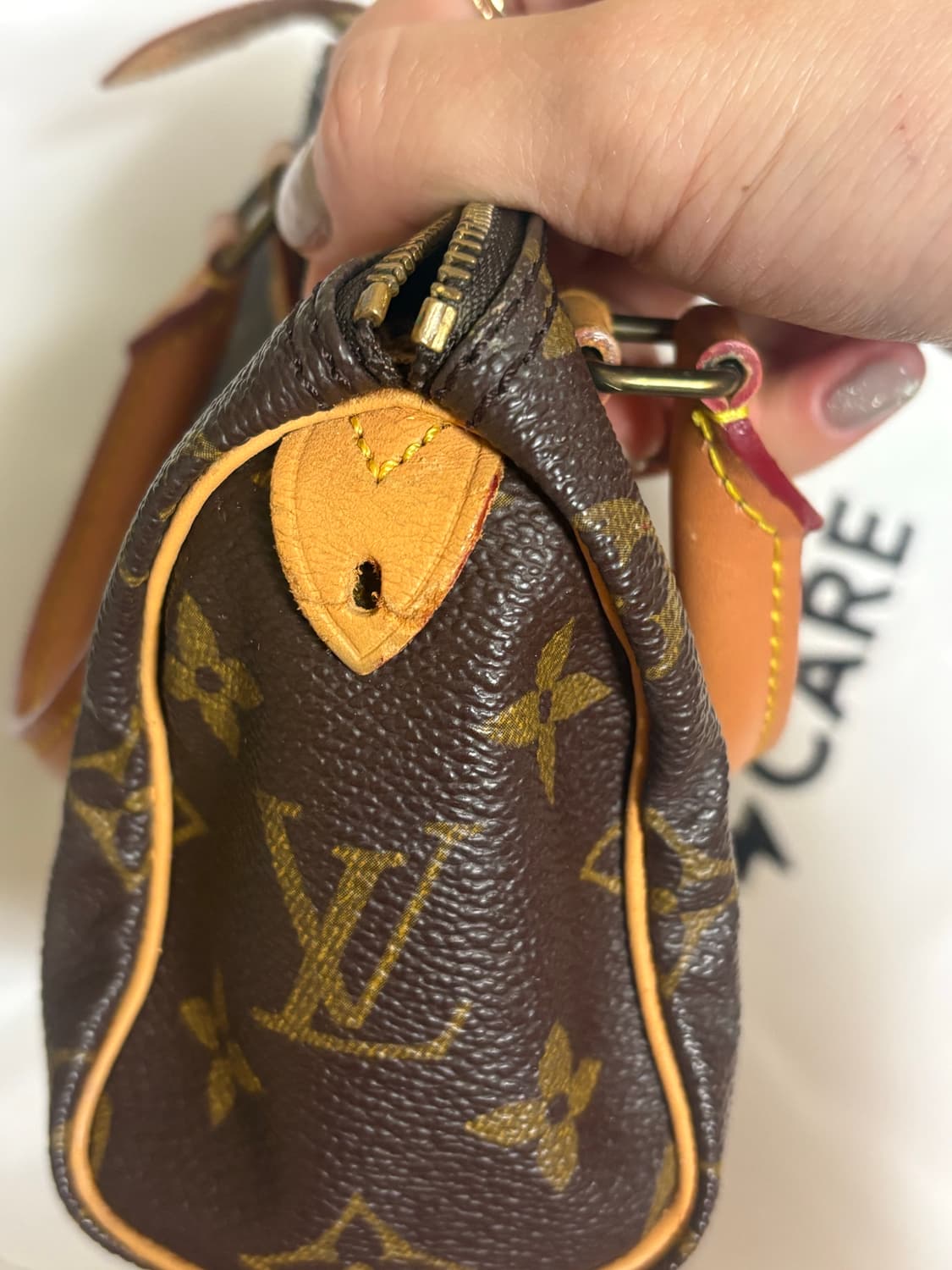 루이비통 나노 스피디백 판매합니다 상품이미지4