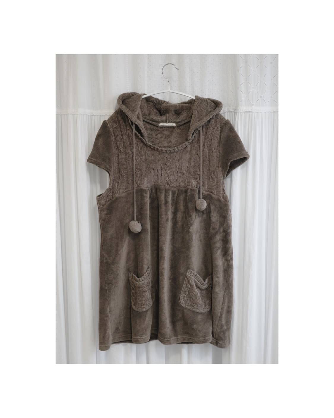 Pom-pom Hood Dress 상품이미지2