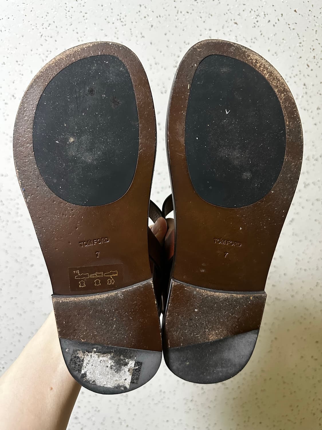 톰 포드 남성 샌들 상품이미지4