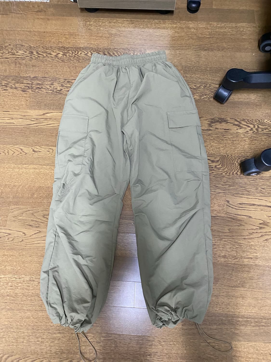 블랙스미스 베이지 나일론 카고팬츠 os 상품이미지1