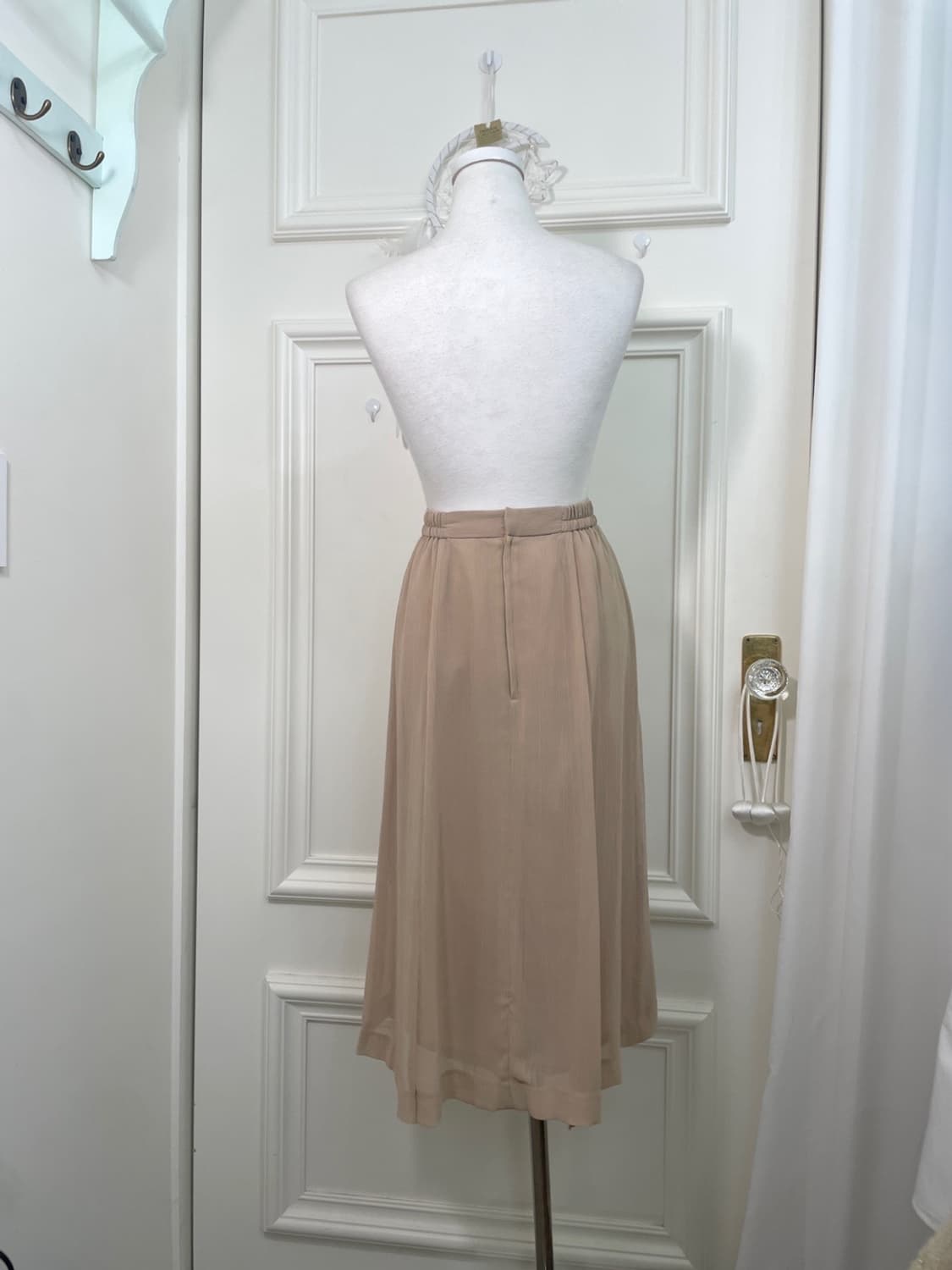 beige button point chiffon basic skirt 상품이미지3