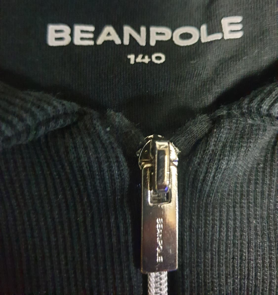 빈폴 키즈 여아용 하이넥 카라 하프집업 스웨트 셔츠 블랙 (140) 상품이미지4