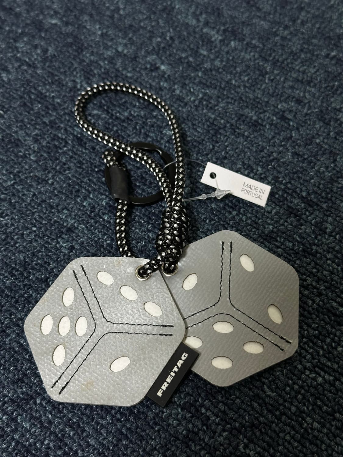 새제품 Freitag 프라이탁 희귀 키링 판매 상품이미지5