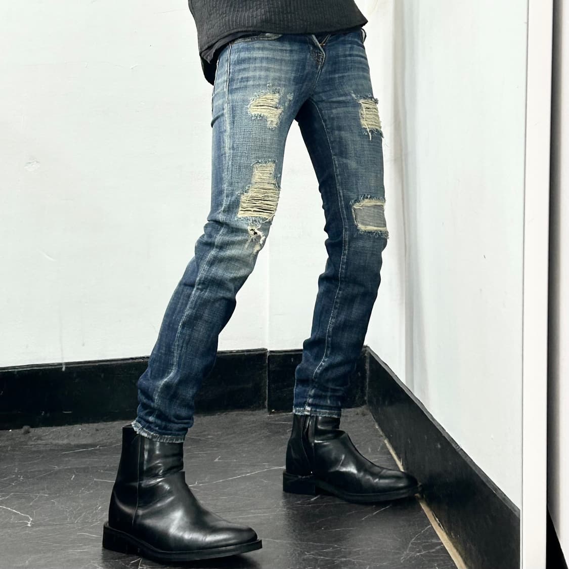 R13 알써틴 데미지 릴렉스드 스키니 데님 팬츠 상품이미지3