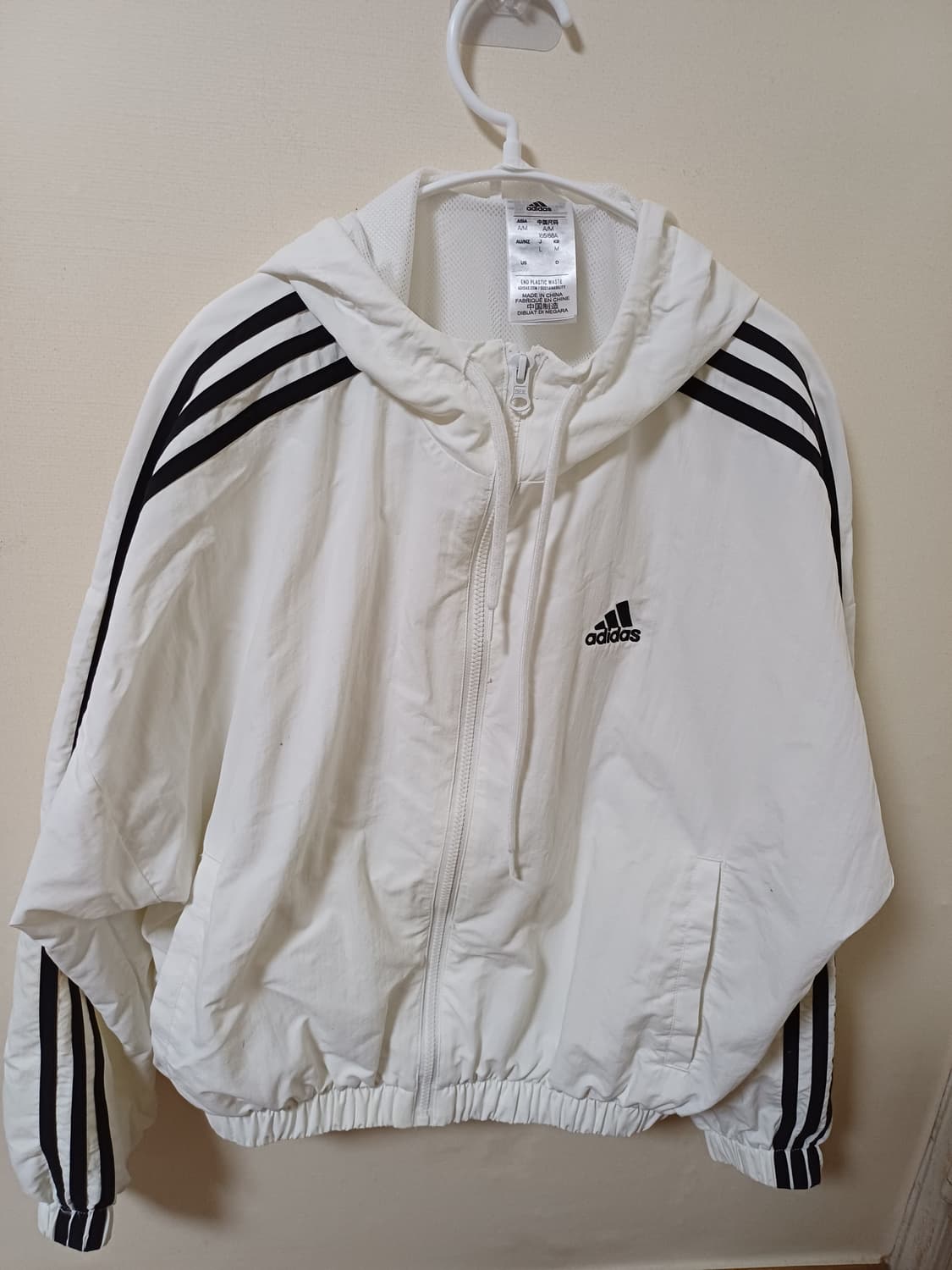 아디다스 흰색 3선 크롭 후드 바람막이 상품이미지1
