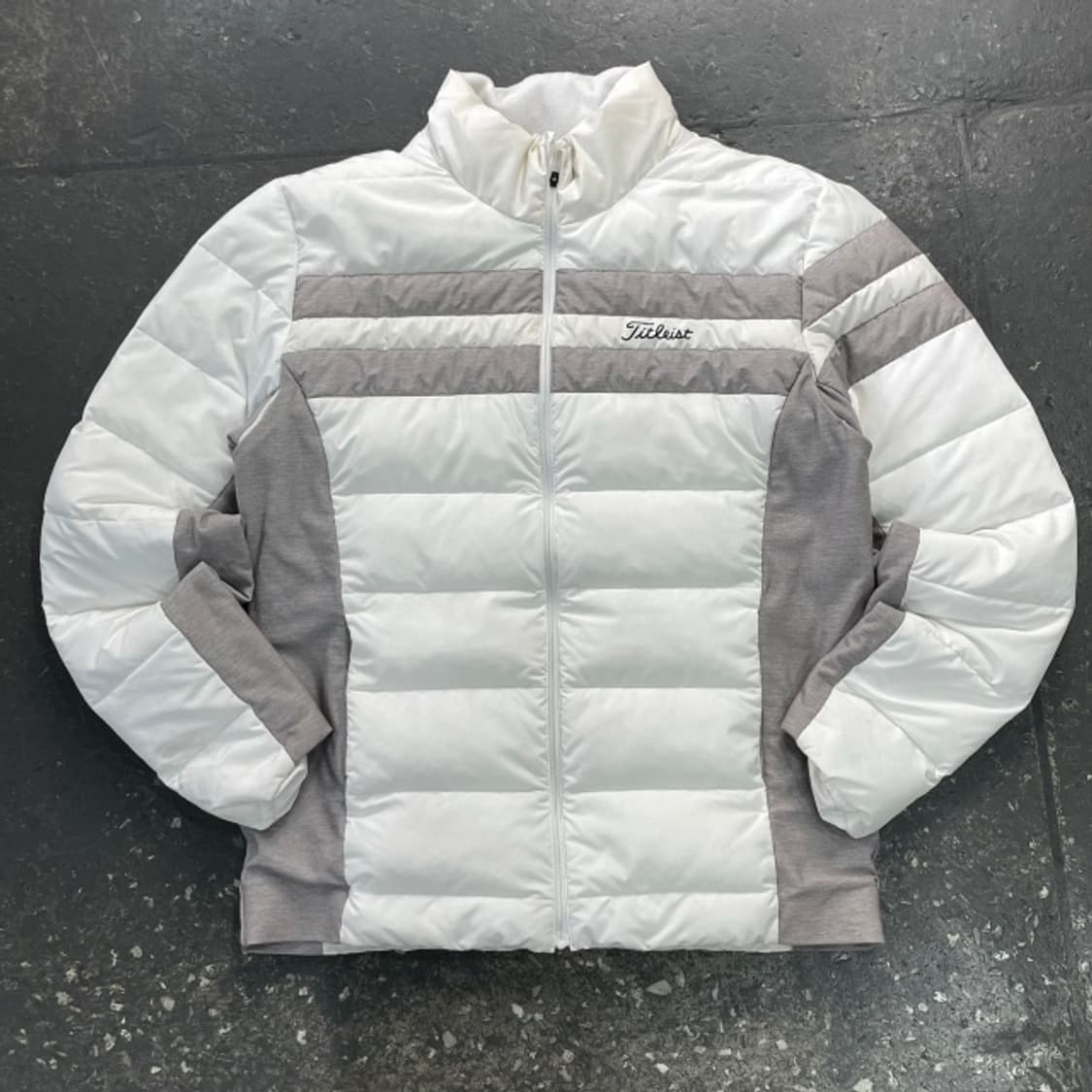 100 타이틀리스트 경량패딩 상품이미지1