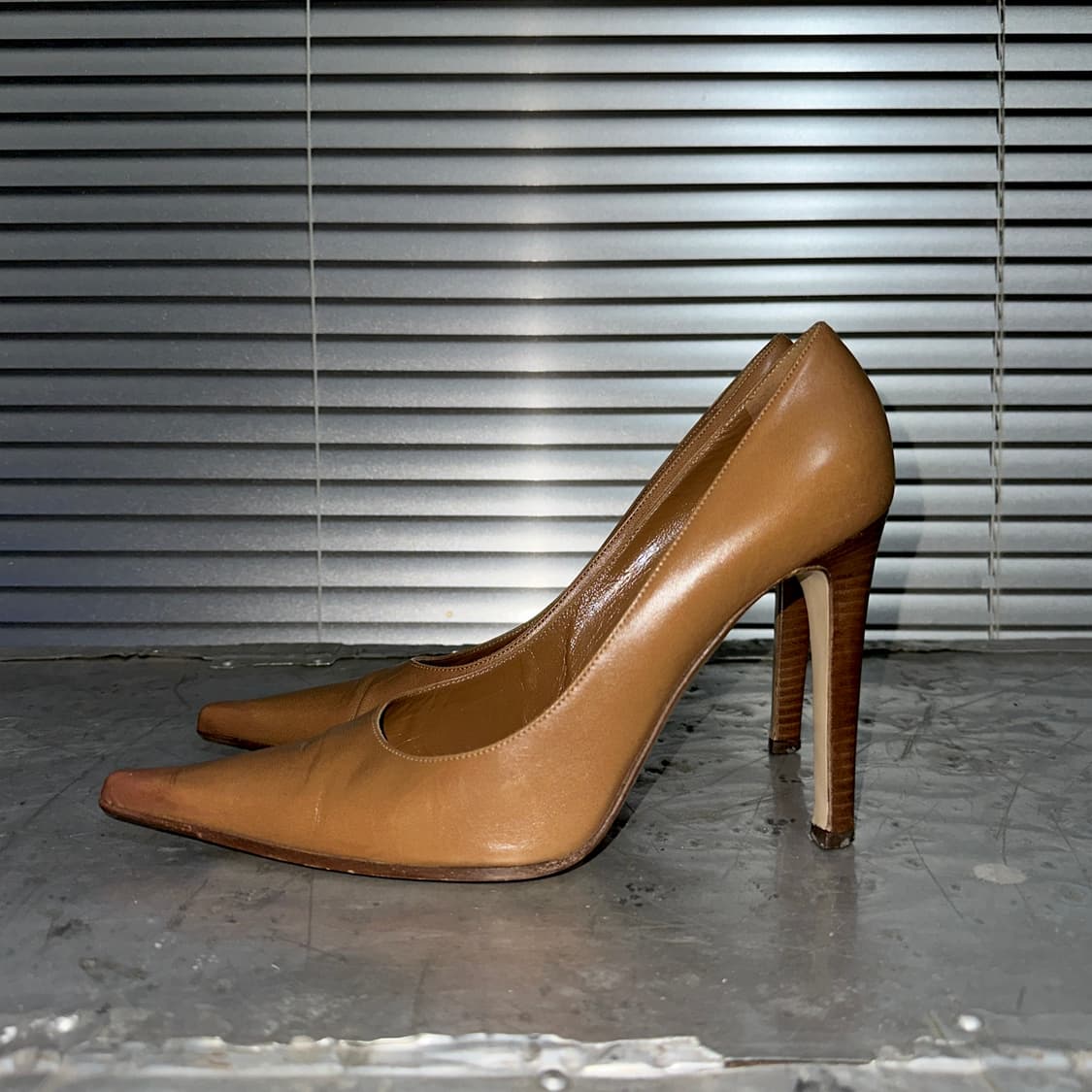 00s 세르지오 로시 가죽 스틸레토 포인트 펌프스 상품이미지2