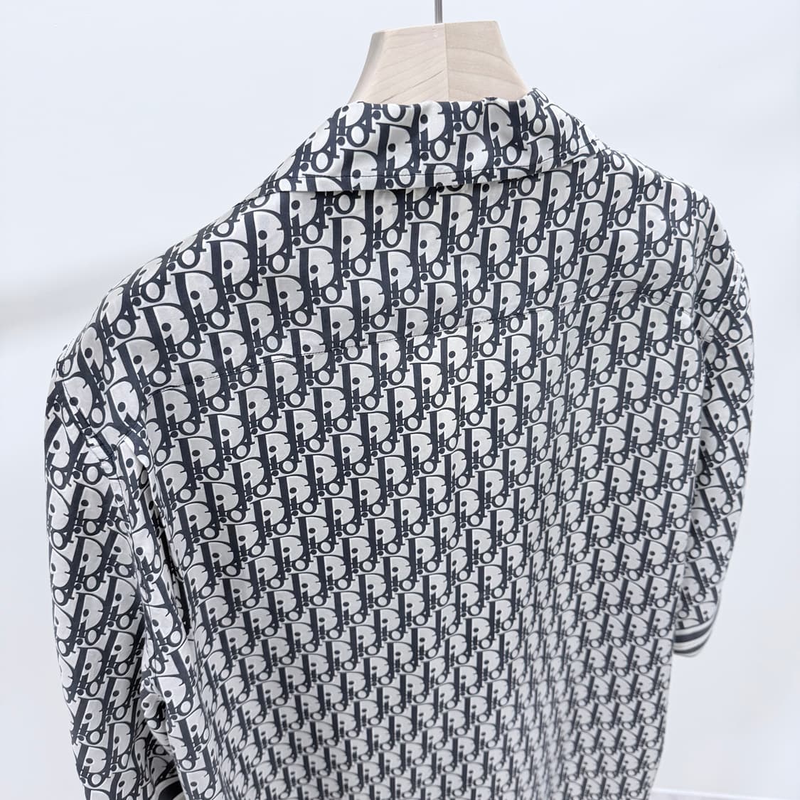 [A+급/42] 디올 오블리크 자카드 실크 반팔 셔츠 상품이미지5