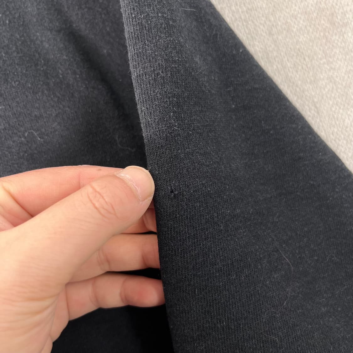 100 디스이즈네버댓 백로고 맨투맨 상품이미지5