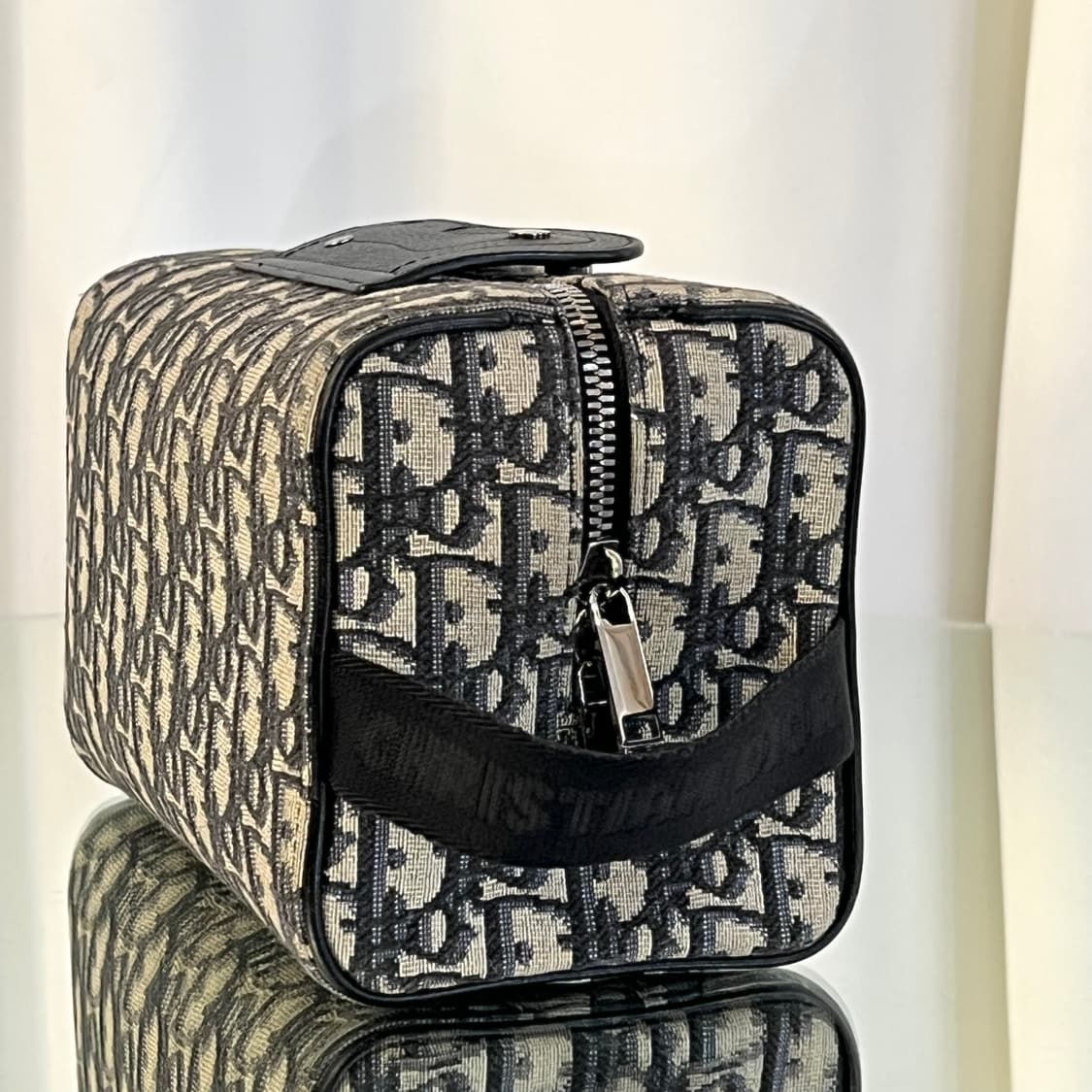 디올 오블리크 링고 토일레트리 클러치백 베이지 상품이미지4