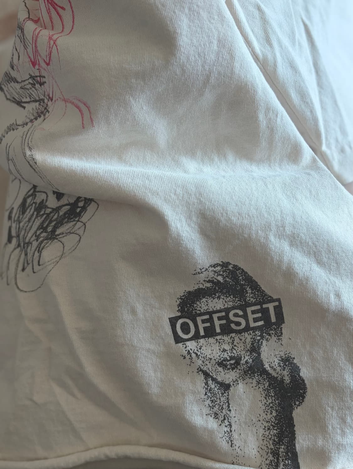 M)오프셋 x 팔리 할리우스 “KIARI” 머천(풀구성) 상품이미지6