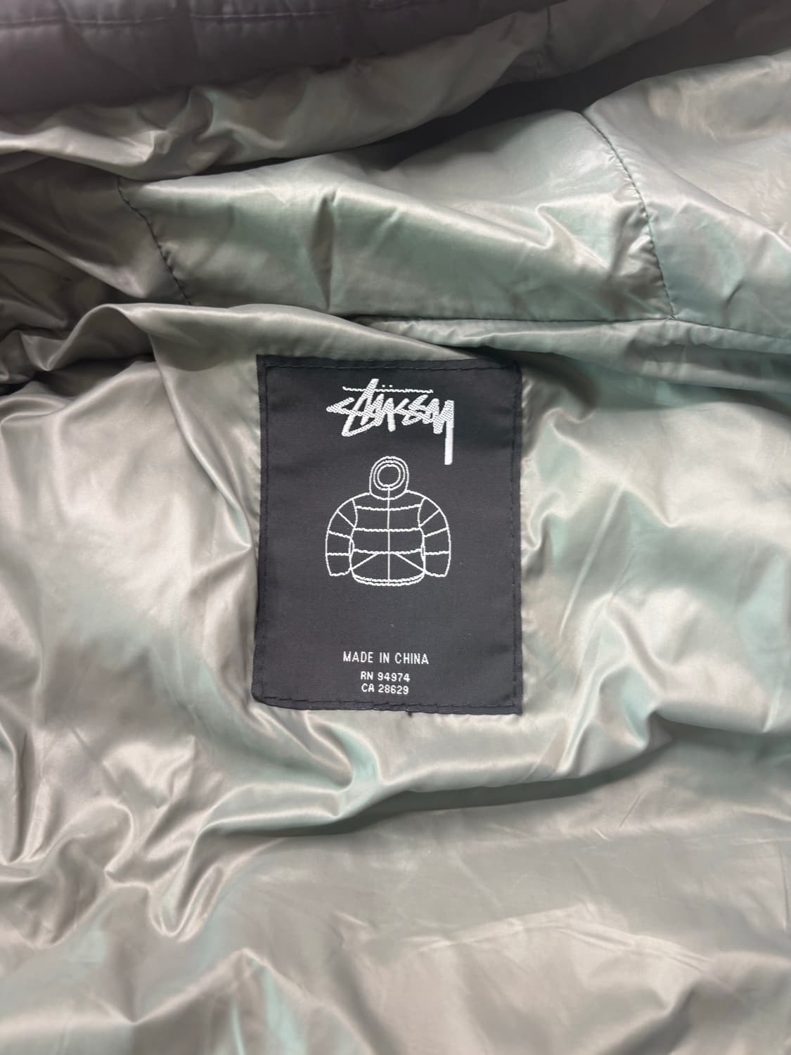 스투시 패딩 상품이미지3