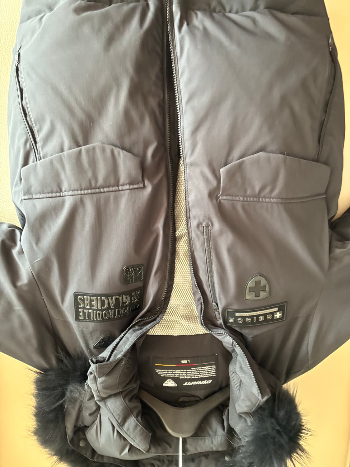 다이나핏 블랙 패딩 상품이미지7