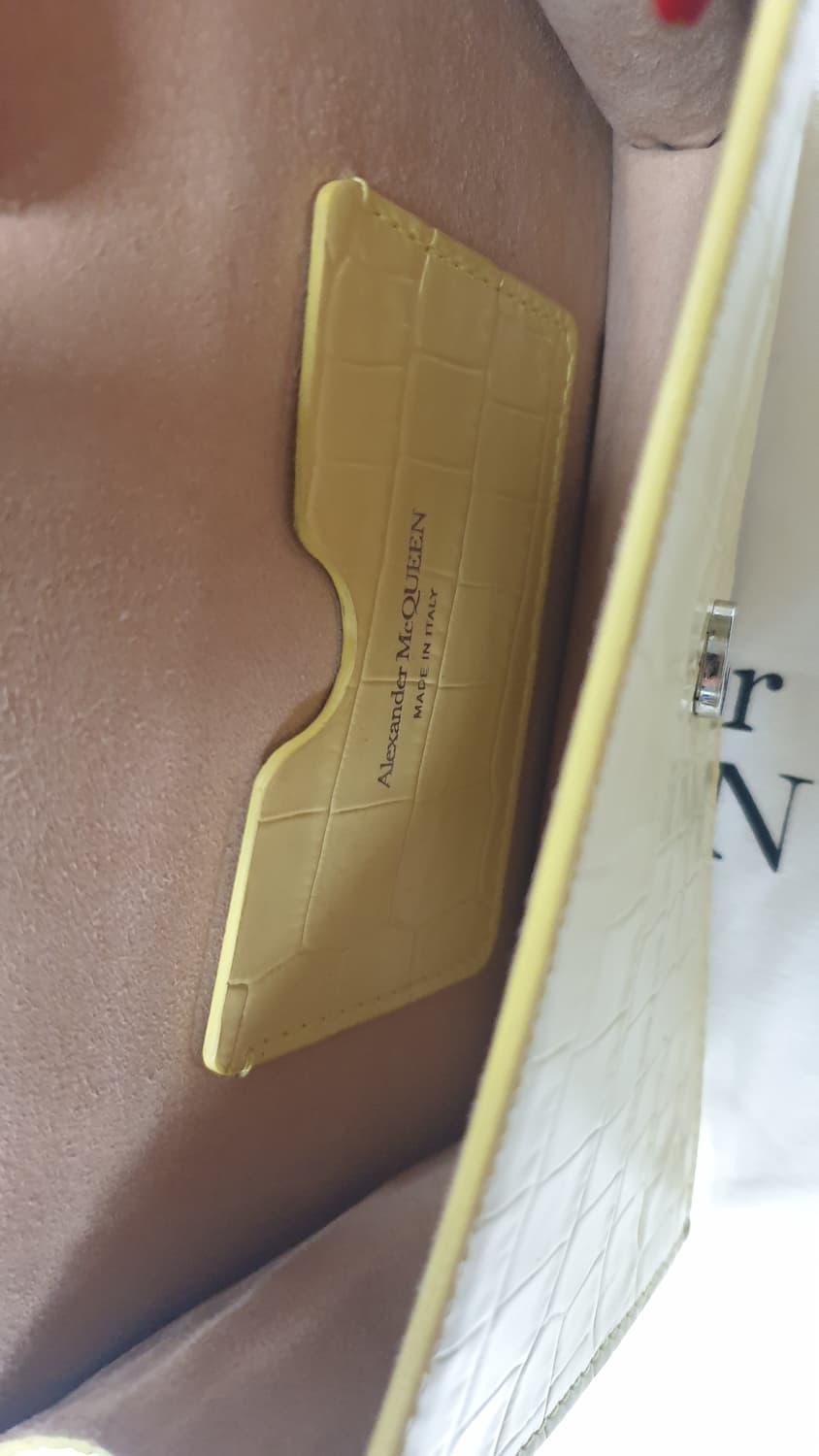 알렉산더맥퀸 옐로우 크로커 스컬 체인 크로스백 상품이미지4