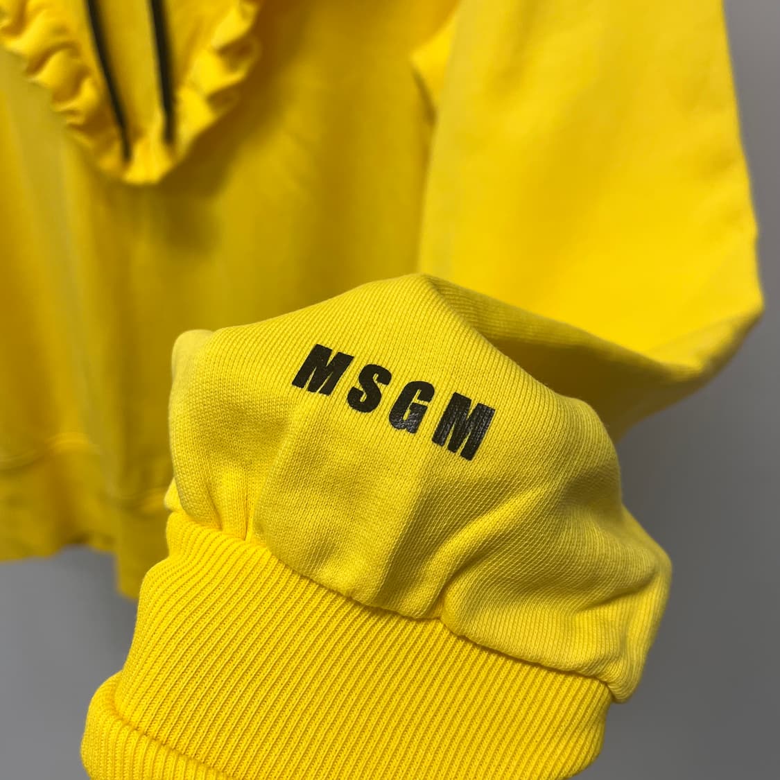 MSGM 러플 후드 맨투맨 티셔츠 노랑 S 상품이미지4