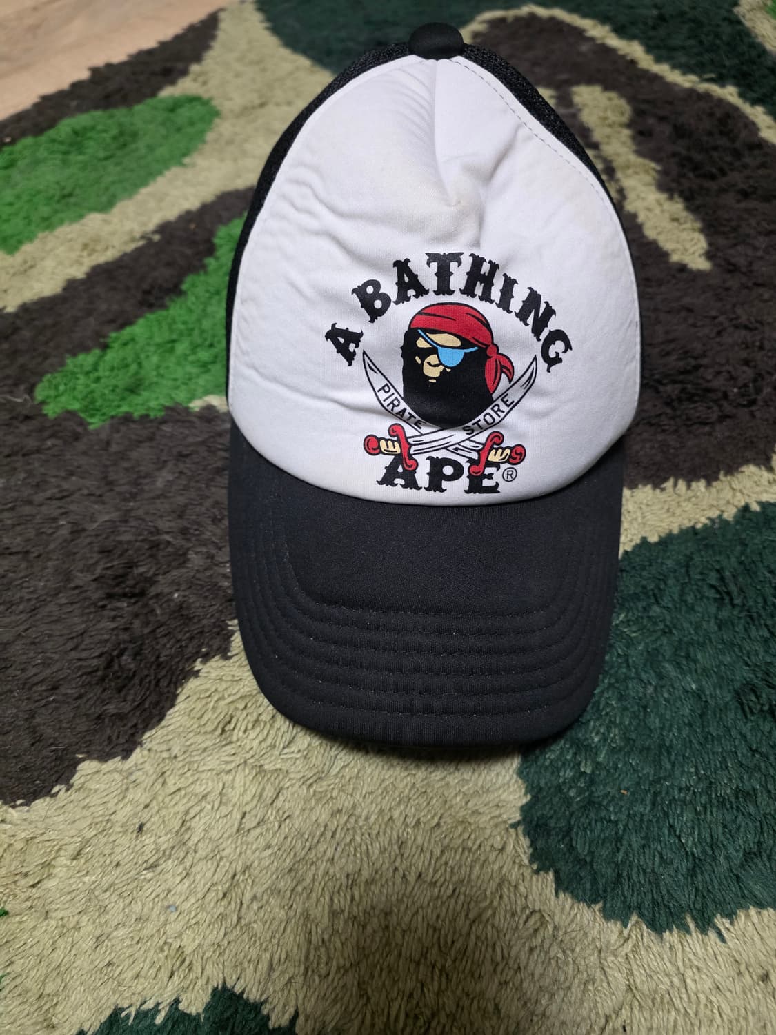 [OS]베이프 파이레츠사루 컬리지 매쉬캡 블랙 상품이미지1