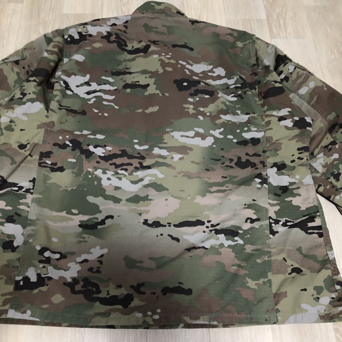 (XL-R) 미군 US ARMY OCP 멀티캠 컴뱃 자켓 상품이미지9