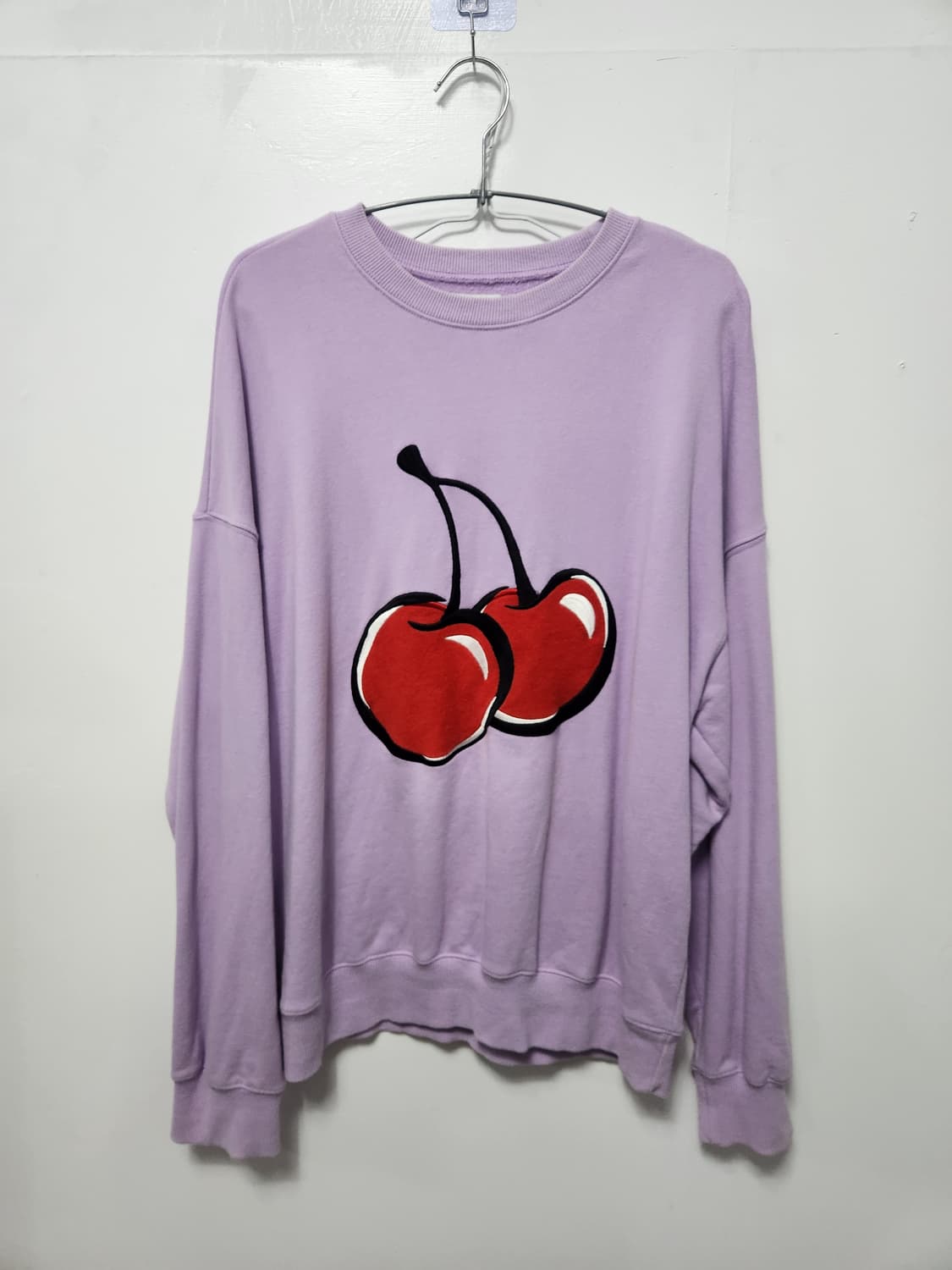 [정품] 키르시(KIRSH) 빅 체리 맨투맨 상품이미지1