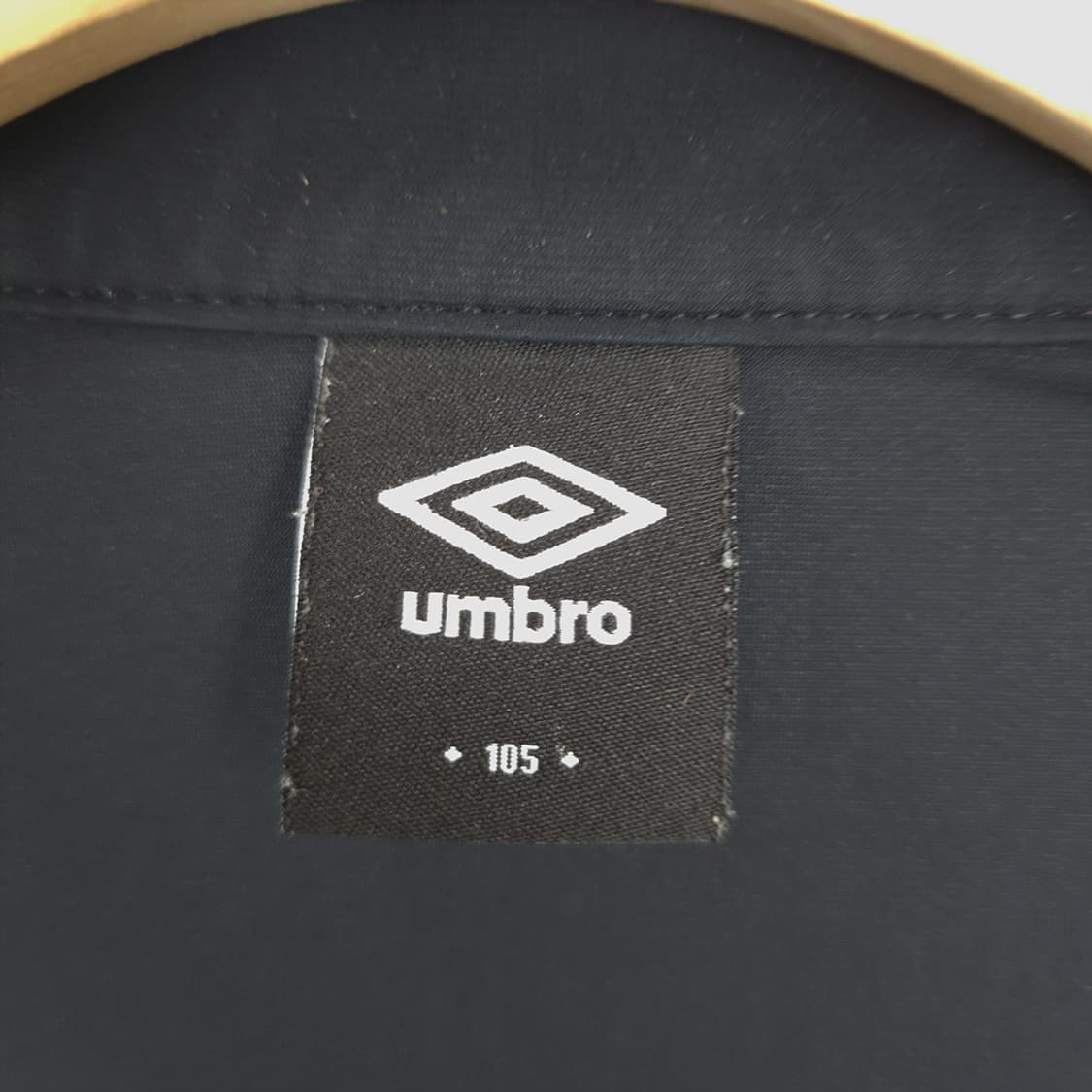 엄브로 Umbro 배색라인 트랙 집업 자켓 블랙 105(XL) 상품이미지6