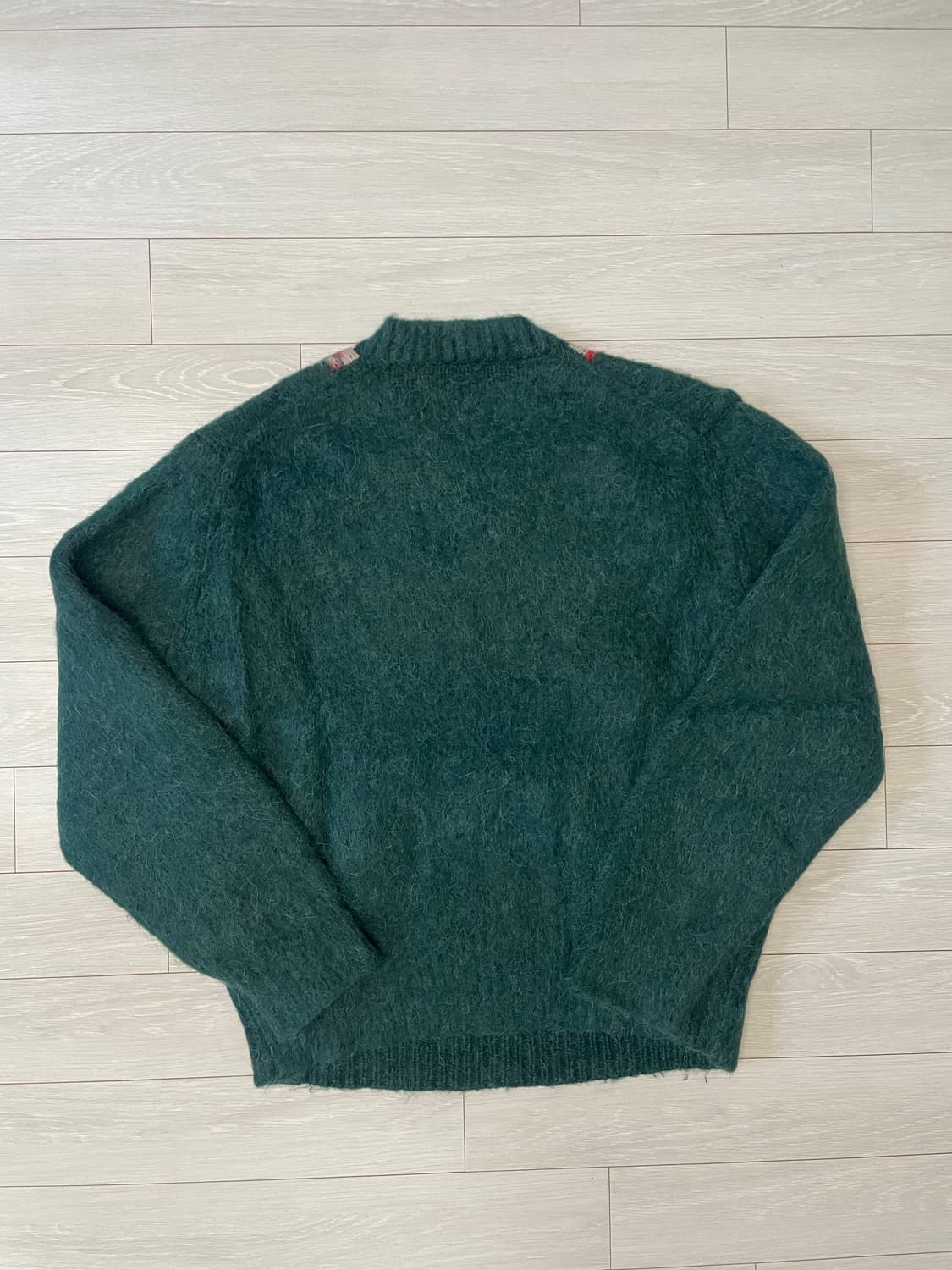 던스트 알파카 브이넥 니트 그린 상품이미지3