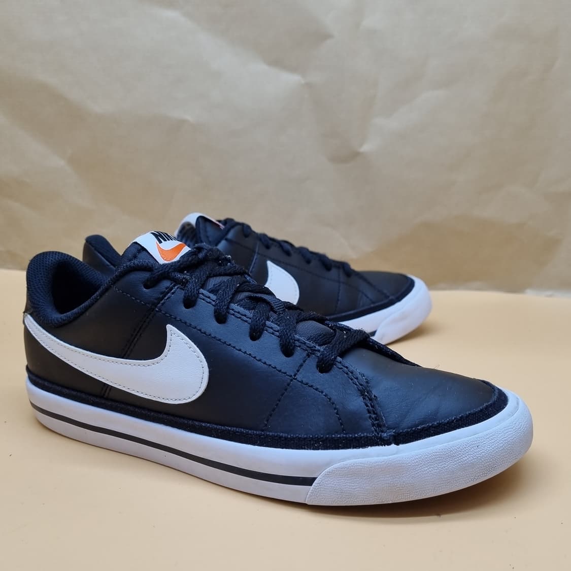 나이키 코트 레거시 레더 블랙 여성스니커즈240  상품이미지1