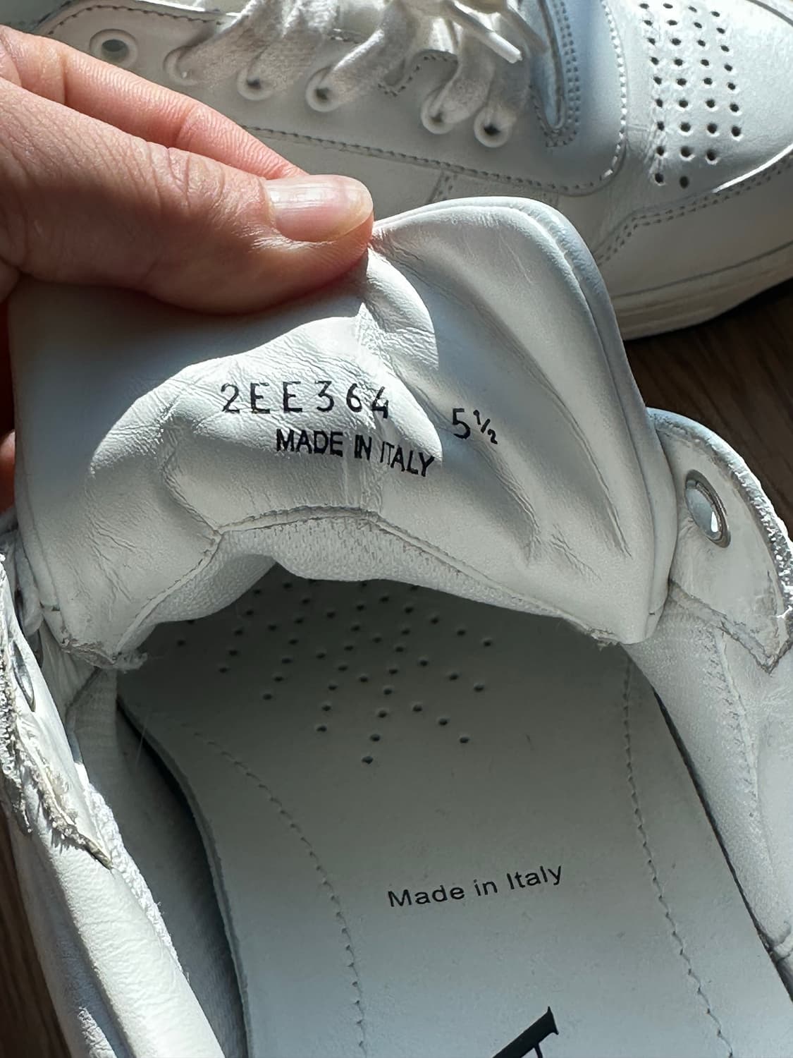 프라다 스니커즈 상품이미지2