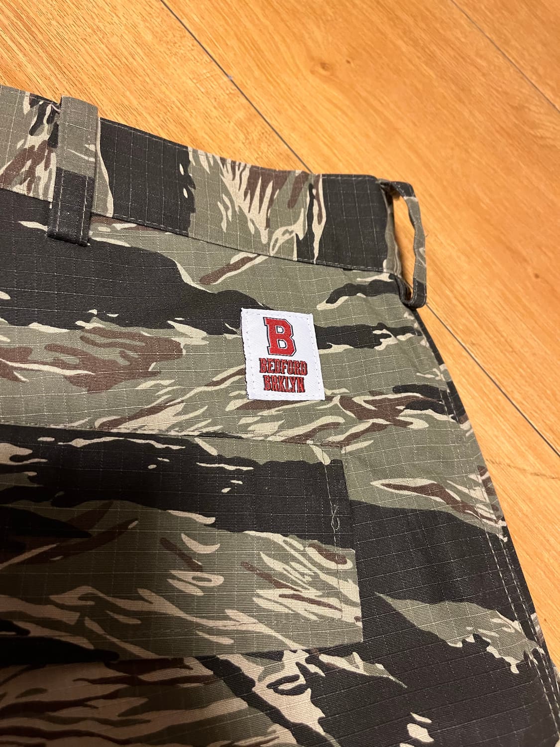 배드포드 타이거 카모팬츠 라지 상품이미지5