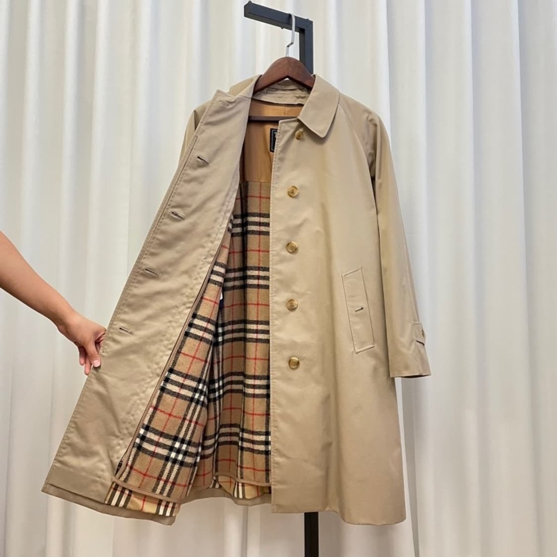 정품 버버리 남성 싱글 트렌치코트 상품이미지3