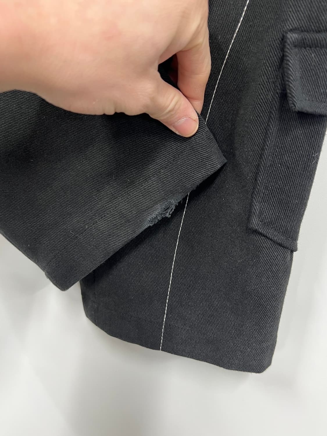 마뗑킴 블록 디테일 스티치 와이드핏 카고 팬츠 상품이미지3