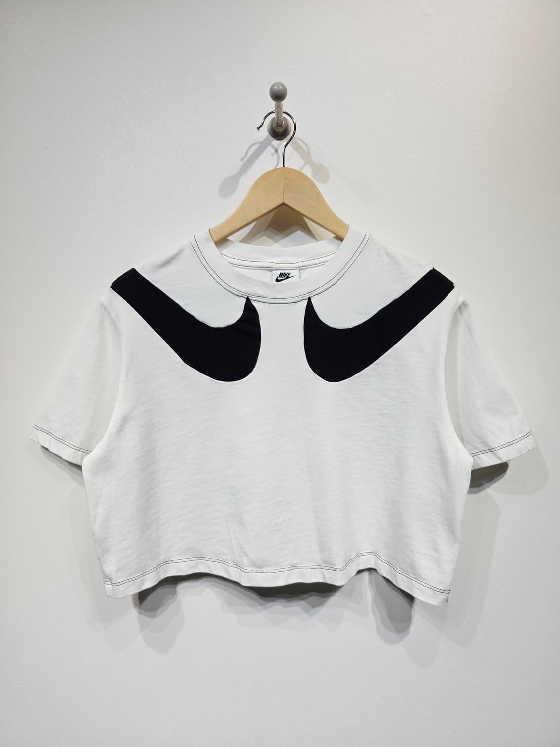 나이키(NIKE) 더블 스우시 스티치 크롭 반팔 티셔츠 상품이미지2