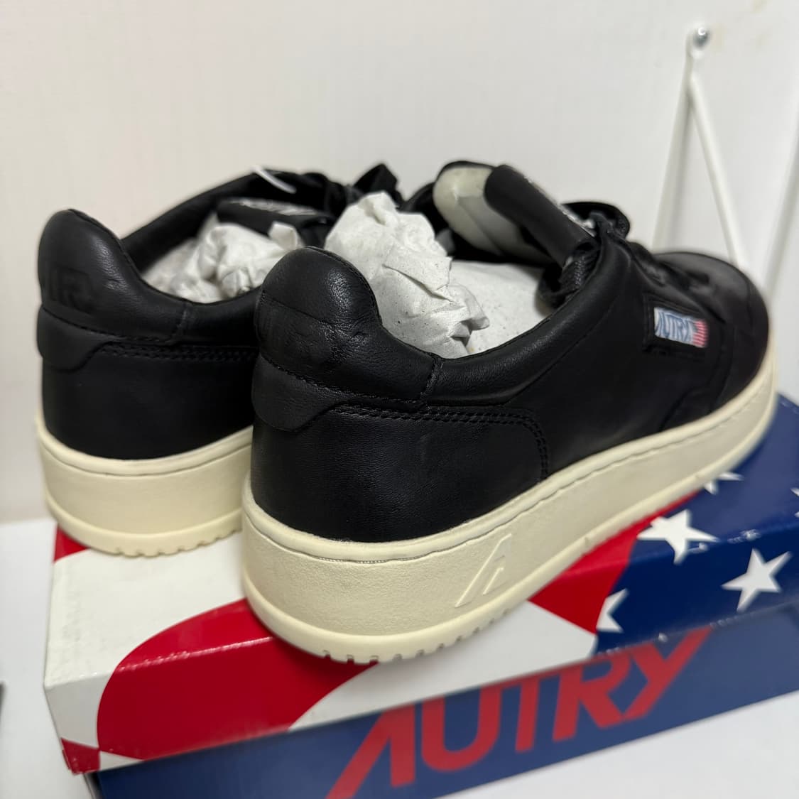 [~12/20까지 할인] 오트리 메달리스트 고트스킨 블랙 상품이미지4