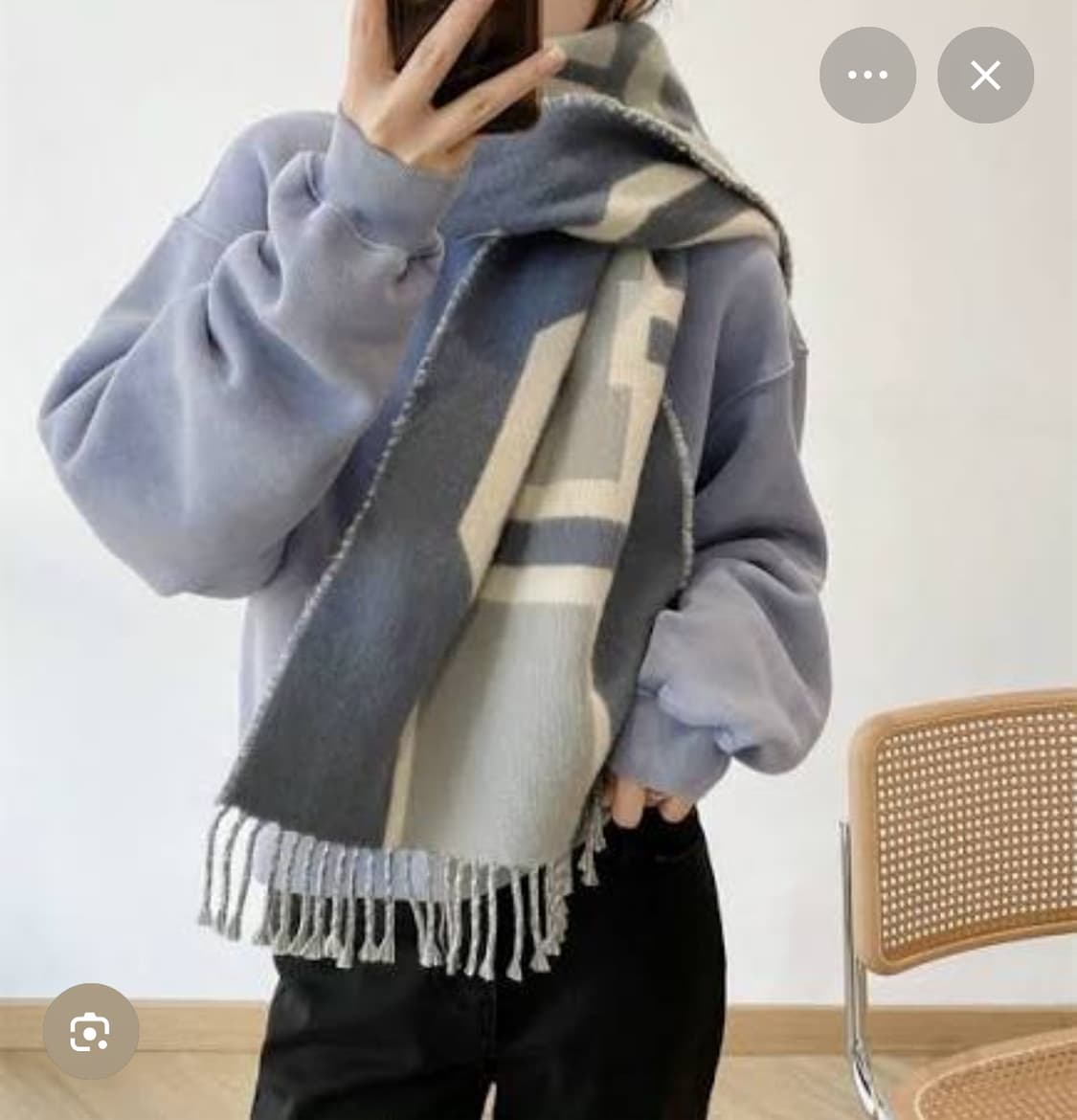 코치 리버시블 오버사이즈 머플러 블루/회색 미착용 상품이미지1