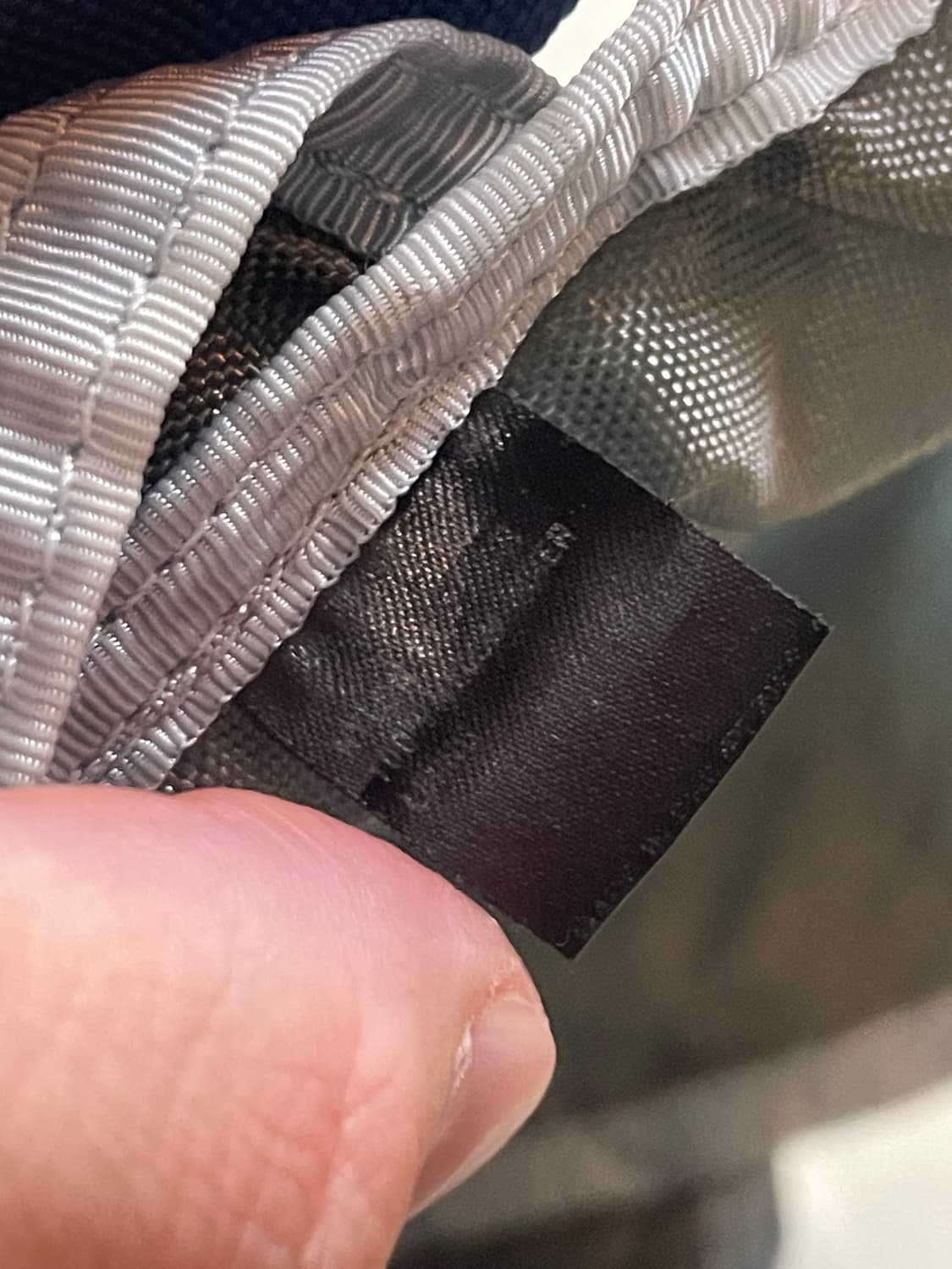 구형 그레고리 크로스백  상품이미지8