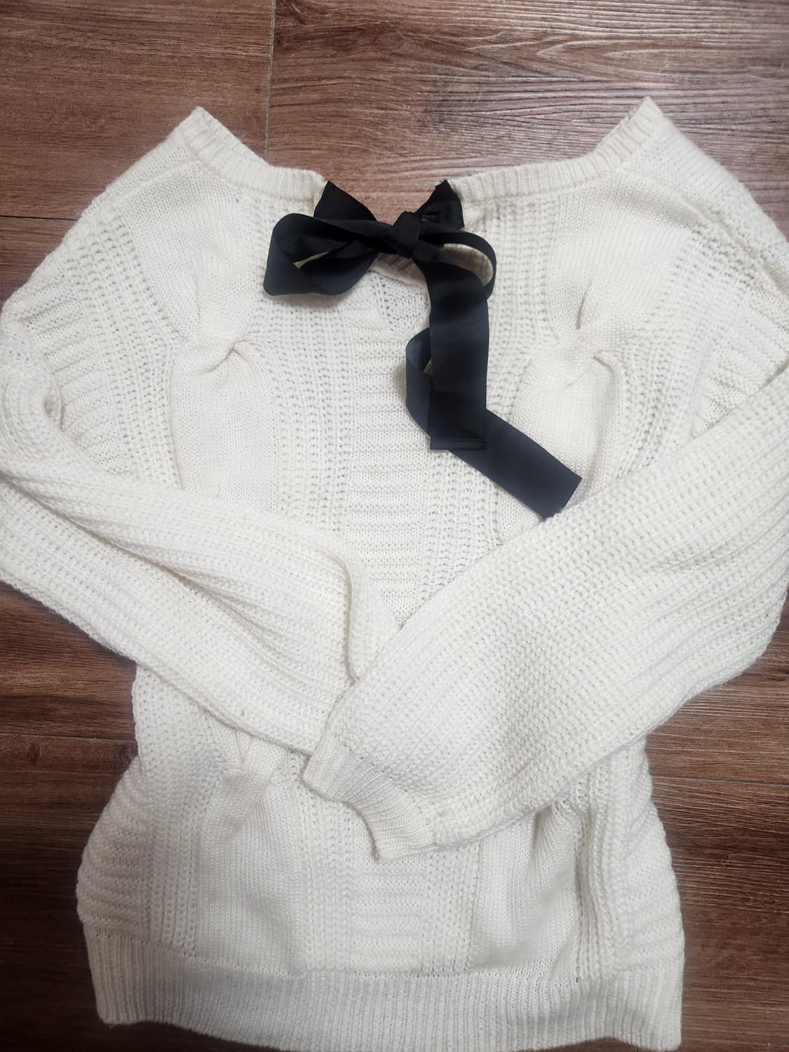 잉그니 히메갸루깔 리본 니트 상품이미지2