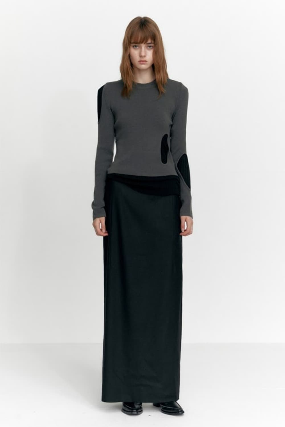 스튜디오테이블 SLIM CUT OUT KNIT 상품이미지1