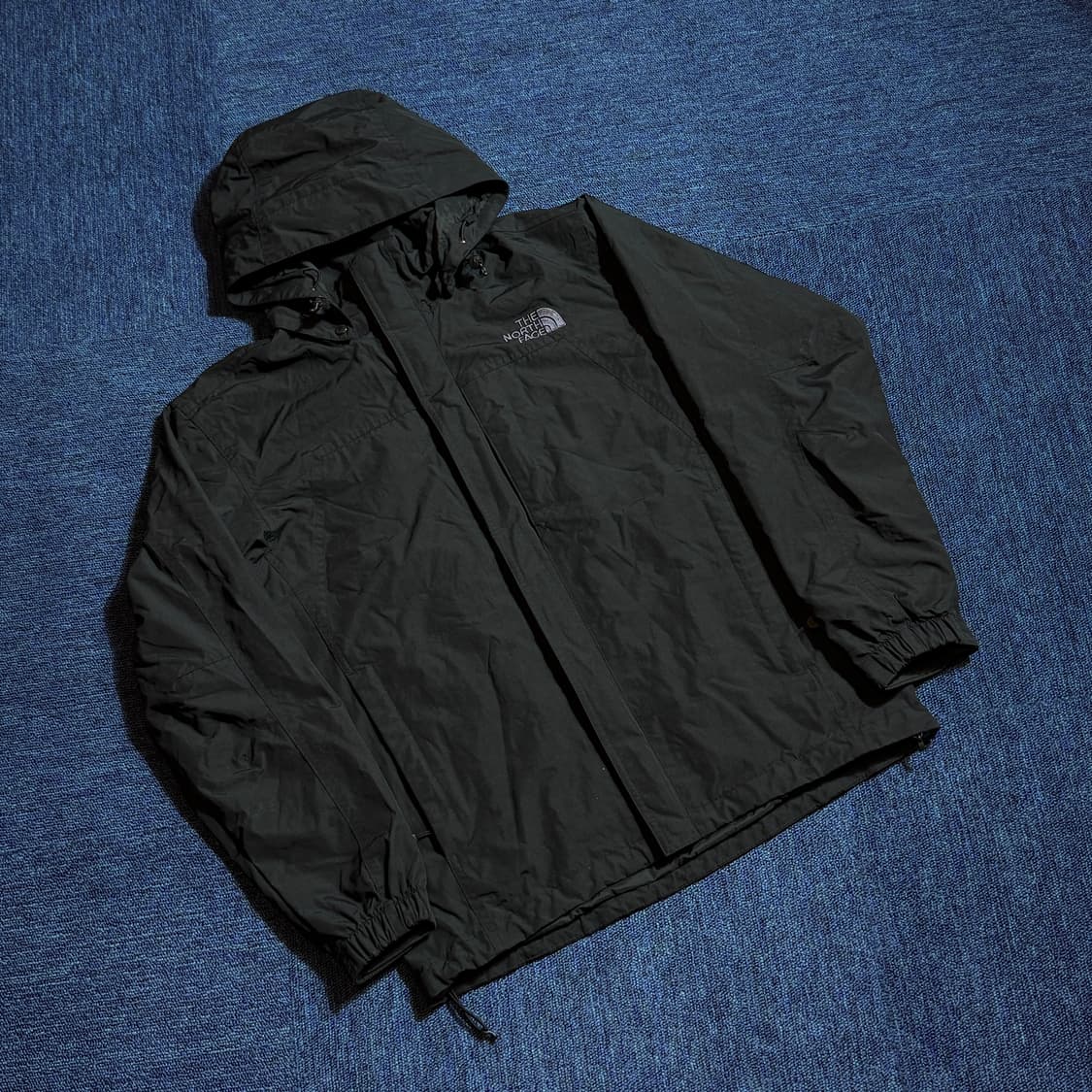 노스페이스 블랙 후드 바람막이 상품이미지1