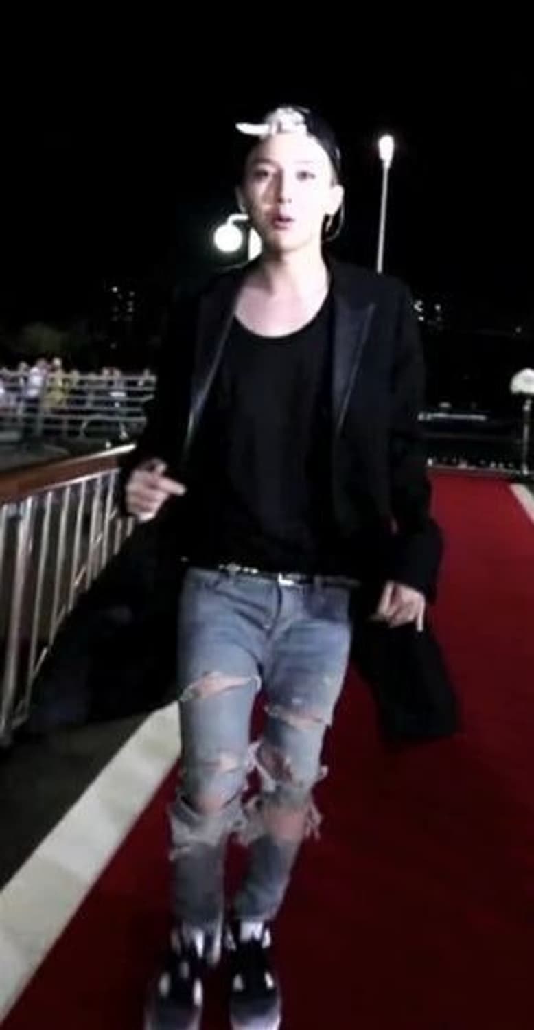 생로랑 13fw 무파진 삽니다. 상품이미지2