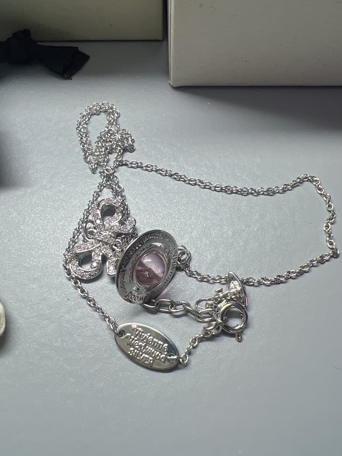 비비안웨스트우드 옥타비에 리본 목걸이 상품이미지6