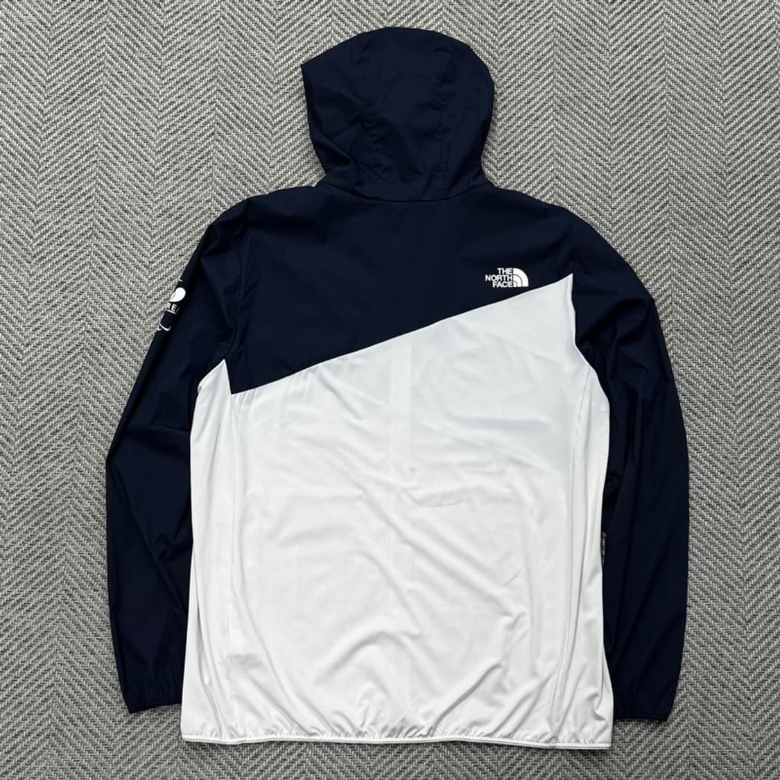 노스페이스 배색 바람막이 v2838 상품이미지2