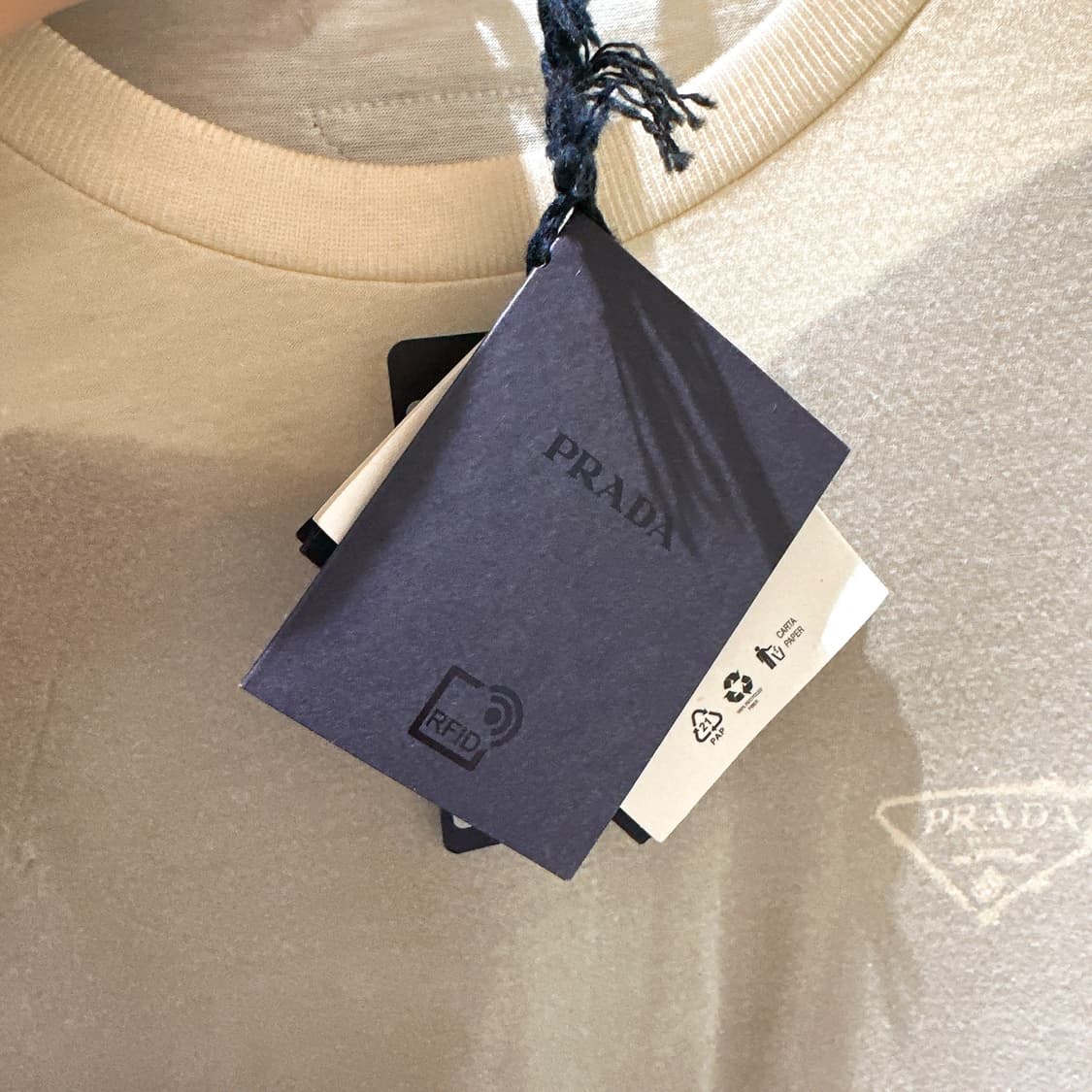 (정품/새상품) PRADA 프라다 남성 타이다이 백슬릿 티셔츠 상품이미지6