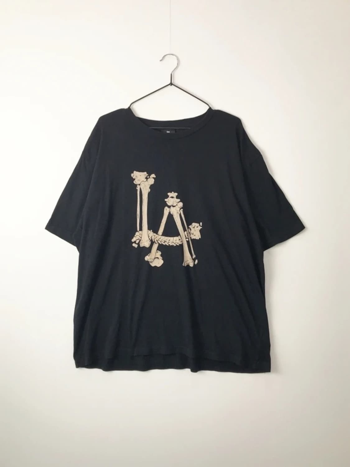 The Great Frog Bone A Graphic Tee 상품이미지4
