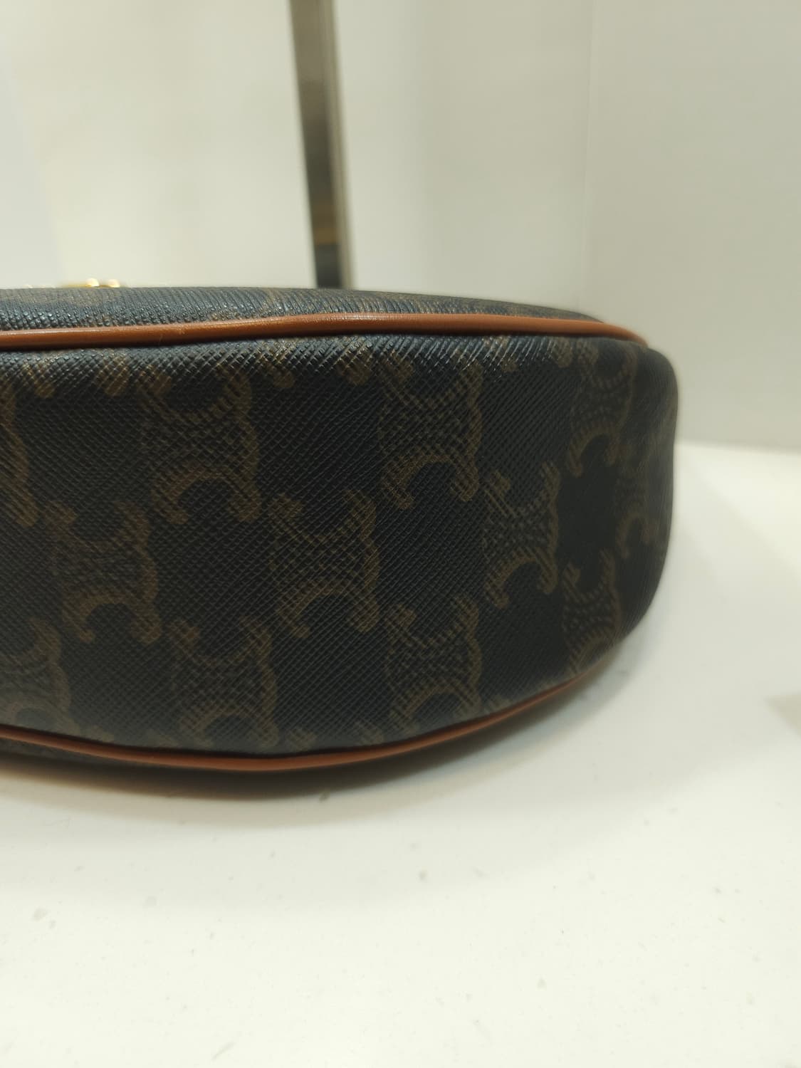 [새상품급/풀구성] 셀린느 미디엄 트리옹프 아바백 캔버스 상품이미지7