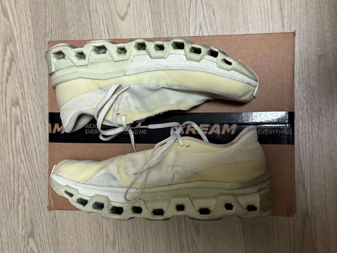 파프 온 러닝 클라우드 몬스터2 시들링 화이트 상품이미지2