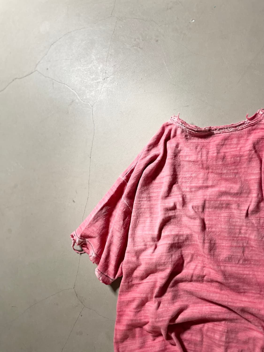  KZ Atelier Distressed Short Sleeve Tee 상품이미지4