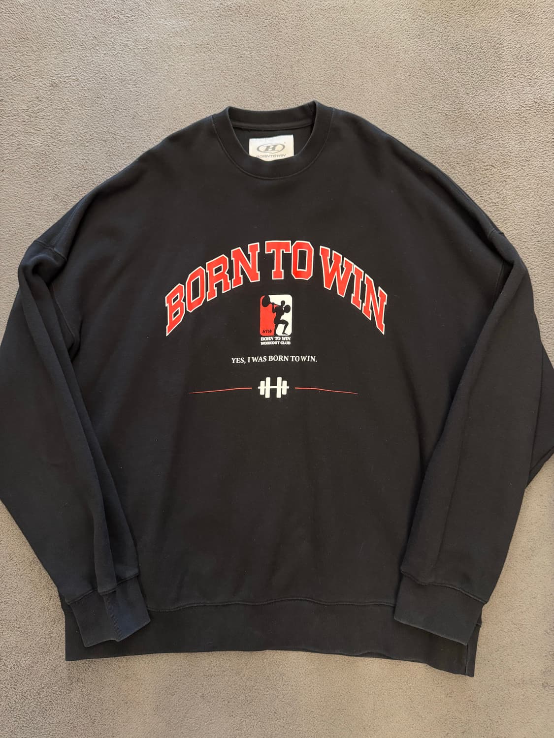 본투윈 스퀘어 로고 맨투맨 처분  상품이미지1