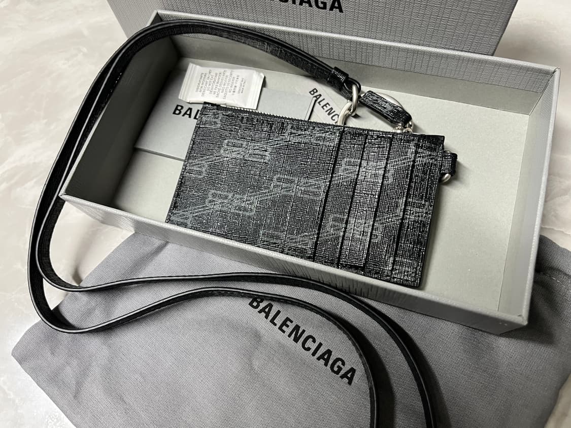 발렌시아가 스트랩 카드지갑 새상품 상품이미지2