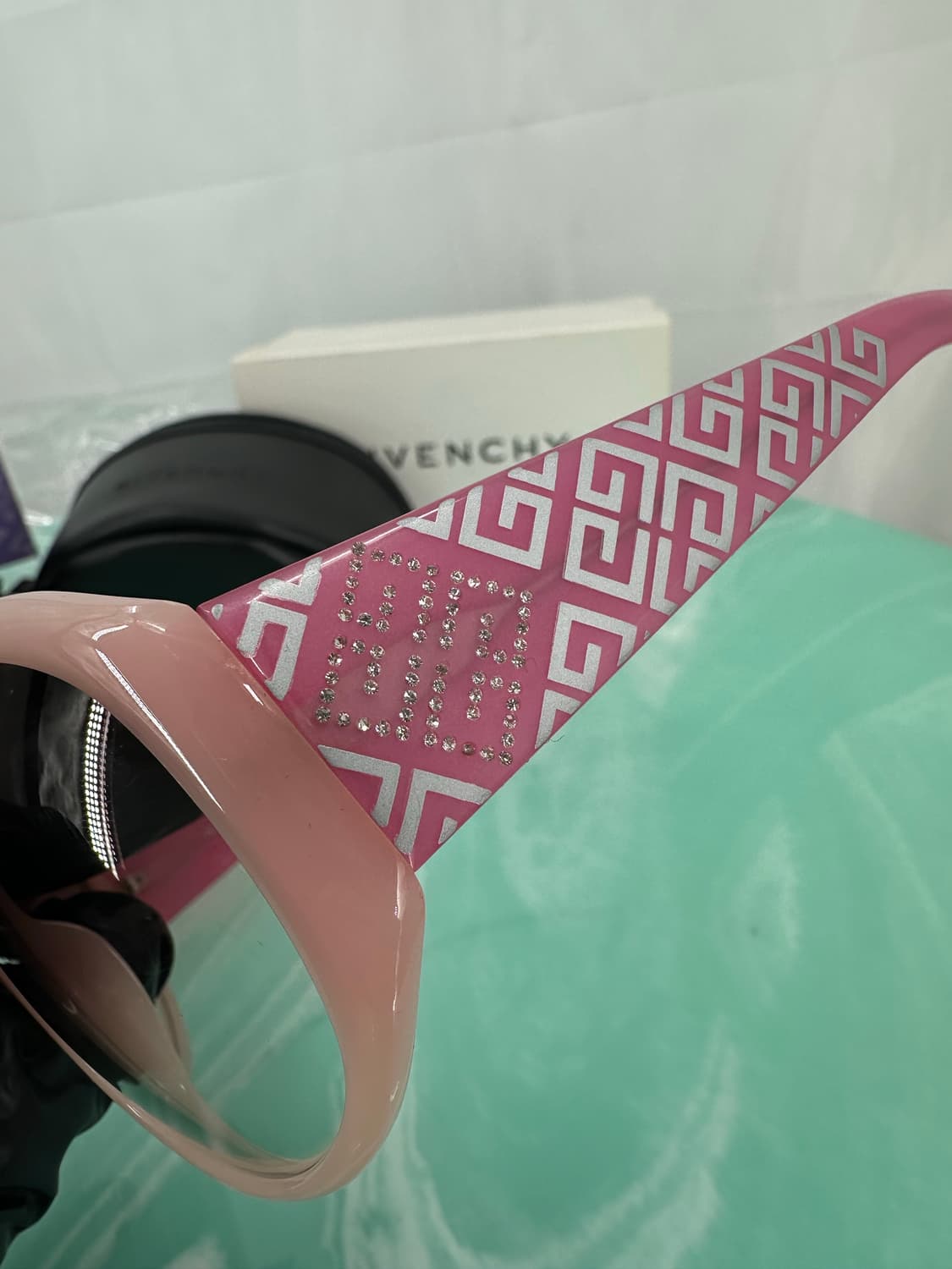 [새상품 무료배송] 지방시 Made in Italy 선글라스 상품이미지3