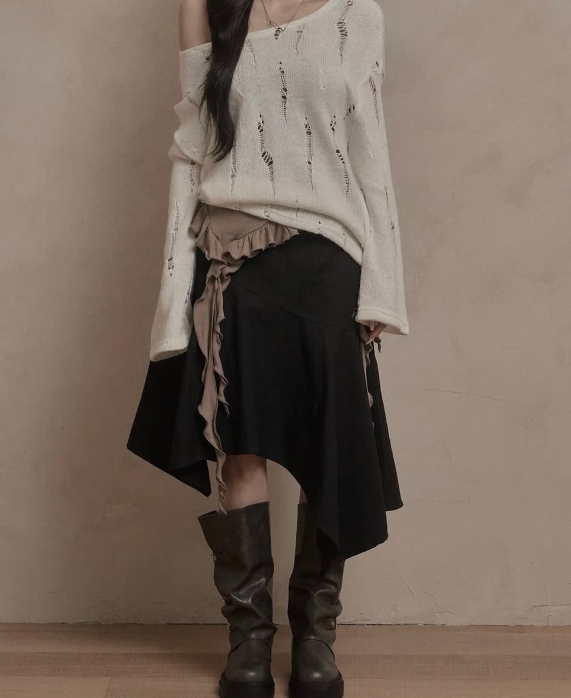 카키포인트 Unbalanced Midi Skirt 미디스커트 상품이미지1